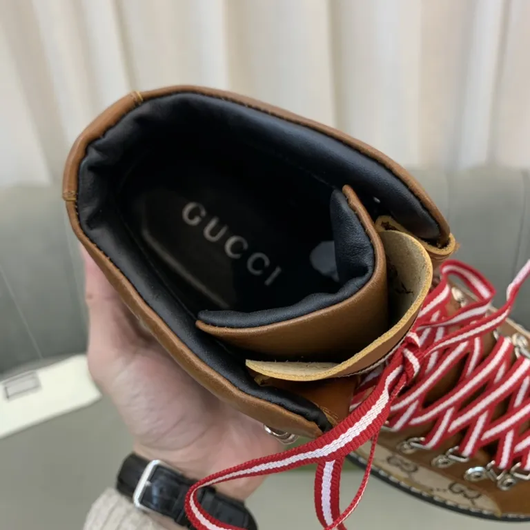 Gucci Shoe 